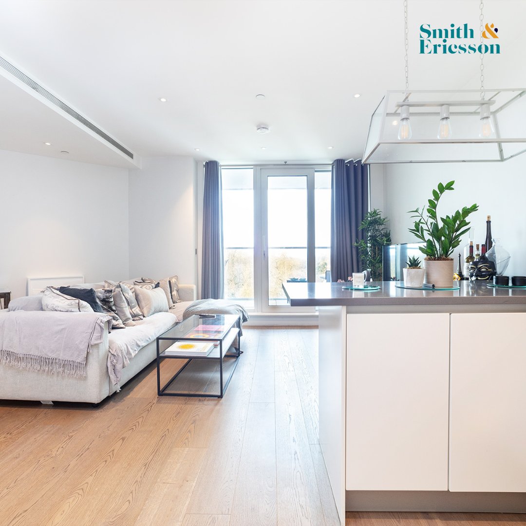 smith_ericsson's tweet photo. Discover the ultimate London living in this stunning 2-bed Vista apartment near Chelsea Bridge! Modern finishes, 2 bathrooms, pet-friendly, and breathtaking views of Battersea Park from the west-facing balcony. With Battersea, Power Station &amp; Sloane Square within walking distance https://t.co/or3g639zyj