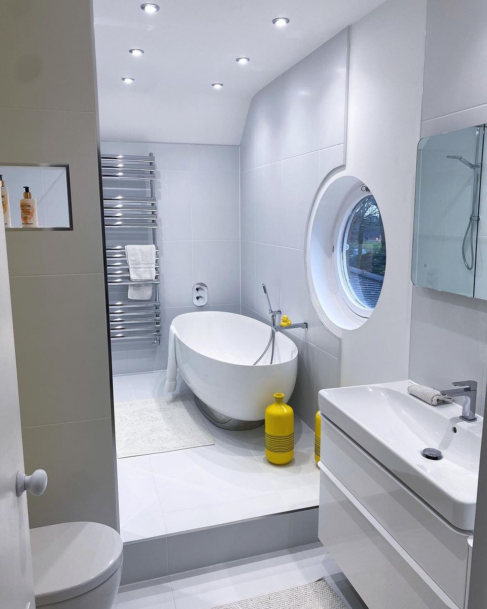 UnbeatableBath's tweet photo. Luxurious bathroom renovation from a recent UB customer! 🧡

Thanks for sharing! 📷 #ShareMyUB

#Bathroom #BathrooomDesign #BathroomInspo https://t.co/KAac3fiHzz