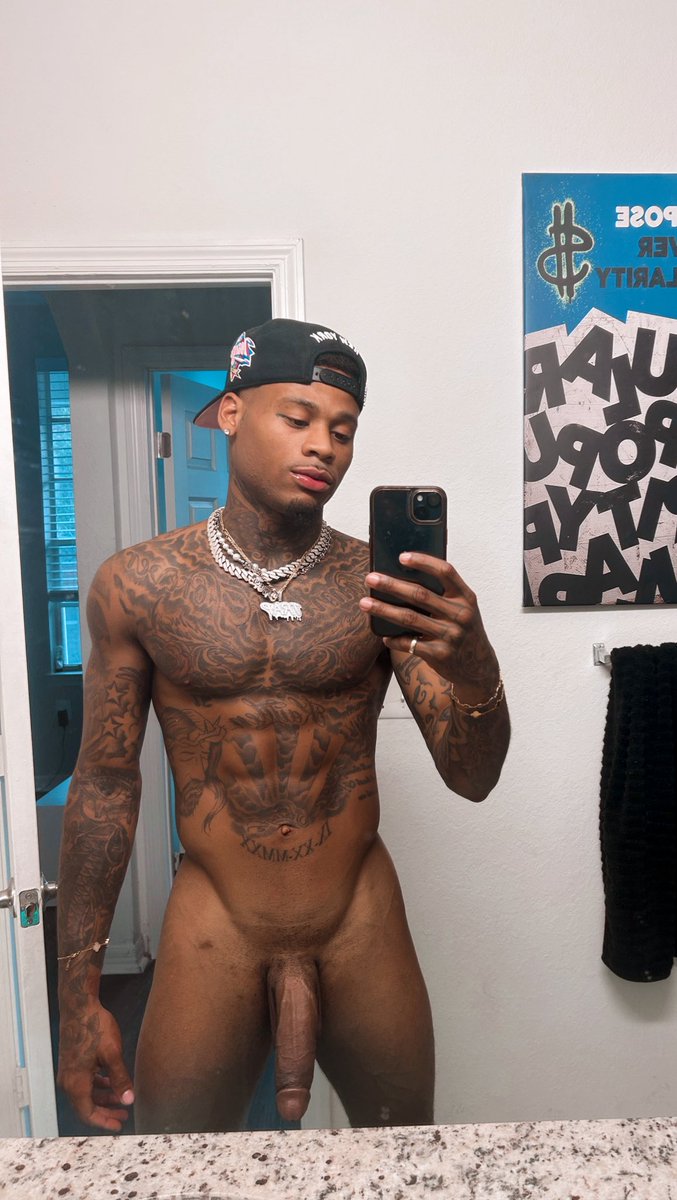 Goodmorning 😏😏❣️ Say it back if you you’d fuck me 😘