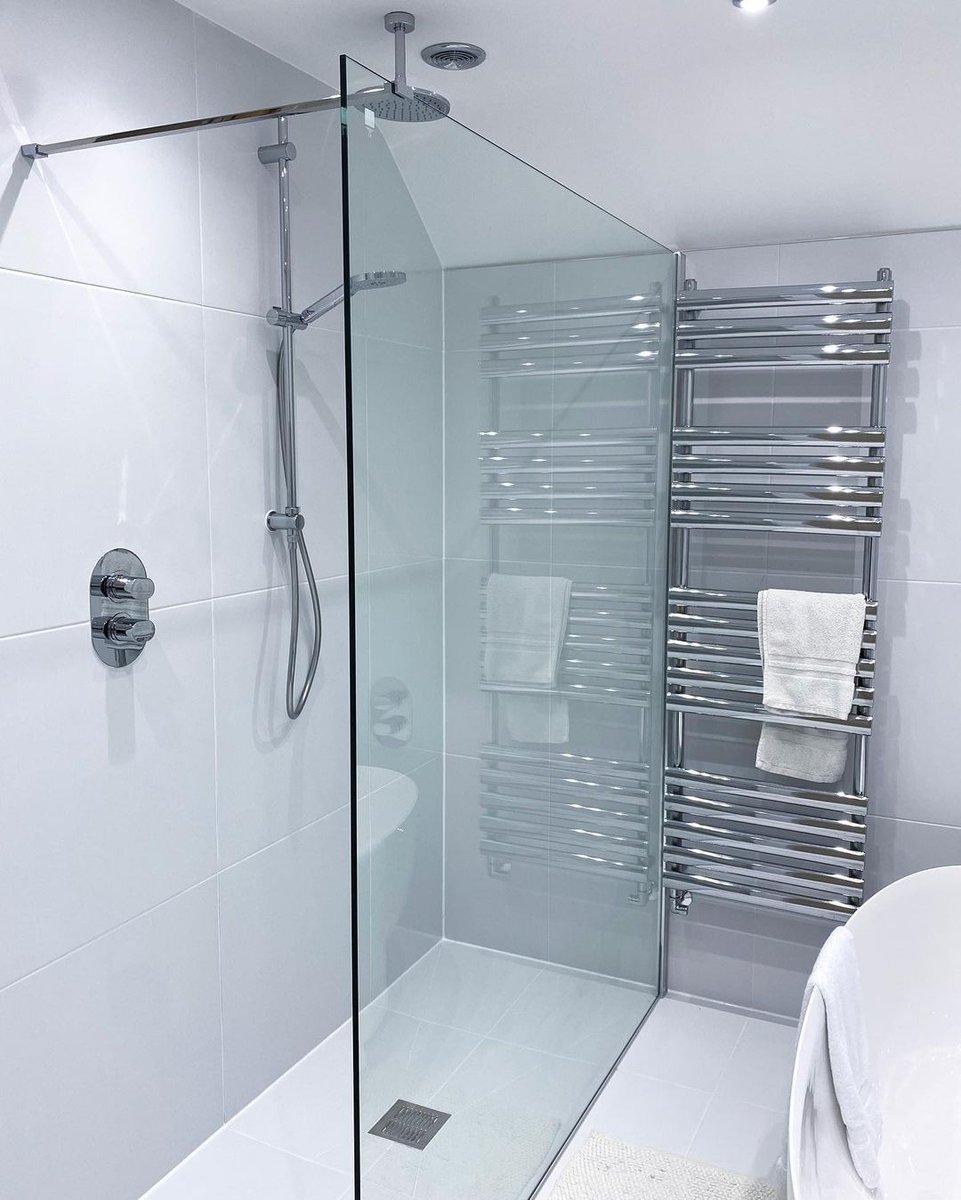 UnbeatableBath's tweet photo. Luxurious bathroom renovation from a recent UB customer! 🧡

Thanks for sharing! 📷 #ShareMyUB

#Bathroom #BathrooomDesign #BathroomInspo https://t.co/KAac3fiHzz