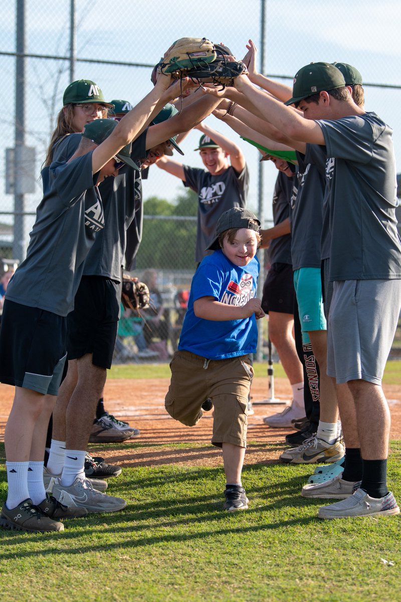 OSSAAOnline's tweet photo. This e-mail was sent from a very appreciative Grandma praising Amber-Pocasset head baseball coach Cheyenne Graham, assistant Kody Wilson &amp; their entire team.  The Panthers are playing in the 2A State Tournament this week, but as you can tell they are already champions ! #okpreps https://t.co/zlVa8mTHUM