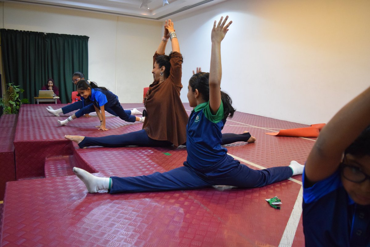 dpsshj's tweet photo. Celebrating Sharjah Children’s Reading Festival &amp; integrating Wellbeing practices, the students of Delhi Private School,Sharjah,Primary Wing participated in a 'Drop Everything And Do Yoga' workshop by author,yoga specialist &amp; danseuse Ms.Yamini Muthanna. @Interstar_AE #yoga https://t.co/QUGwVcFfMu