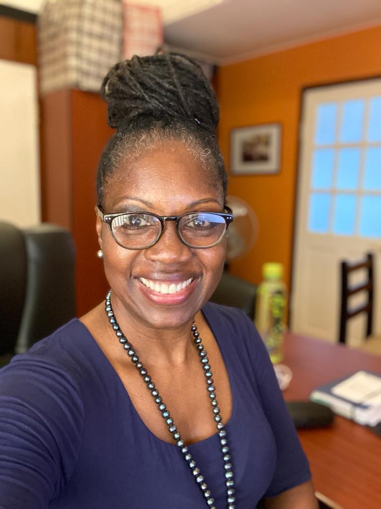 peacecorpguyana's tweet photo. Dr. Nadine Rogers, Country Director departs Guyana today for her next adventure. We are thankful for the depth of her knowledge, humanity, and strategic leadership. We will miss her! 🇬🇾🫶 Walk good. #PCFamily #PeaceCorps https://t.co/S0Qoq7YiYu https://t.co/CgykLJljJT