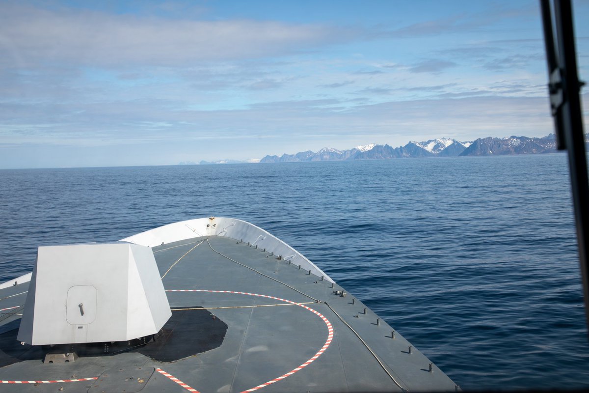 Forsvaret_no's tweet image. Day 3 of exercise #FormidableShield23 🛡️ HNoMS Roald Amundsen is preparing to support a live firing scenario from Andoya tonight. 

#FOSH23 #StrongerTogether #WeAreNato