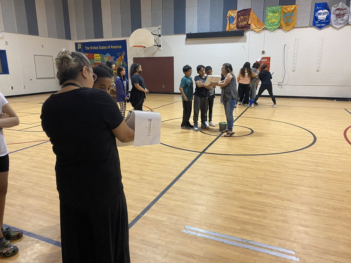 CrestwoodES_5th's tweet photo. @CrestwoodElem students prepping for their science sol! You got this 5th grade!! @FCPSR3 @FCPSScience @FCPS_TitleI https://t.co/GlR0fOEe3R