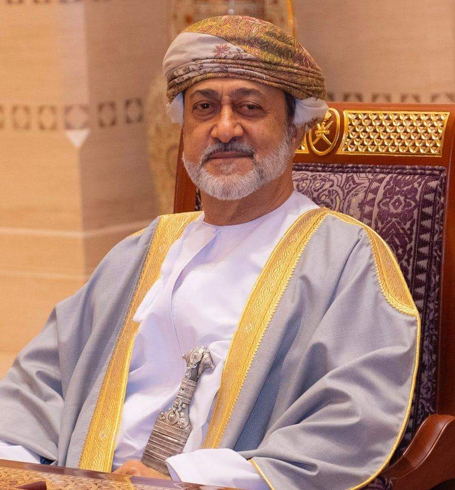 لا خوَّف على أبناءْ هذا الوطن العظّيمْ
وهم في قَلّب سيِّد هذا الوطن العظّيم