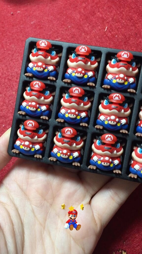 PiecesCrystal's tweet photo. on the way to rescue the princess 🍄🍄

#mario #artisankeycaps #supermariobros #supermariobrosmovie #artcollector #mário #mariobros #supermarioworld #marioart #mariotoys #resinarttoy #resinart #cutesculpture #resincraft #keycaps #customkeycaps https://t.co/2dhBpCTJ7G https://t.co/TvpvcWIvco