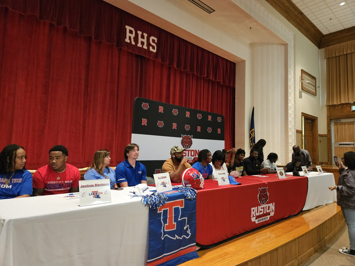Six Ruston High athletes are signing today as preferred walk ons at LA Tech or Grambling State.

Dyson Fields, Jamious Blackmon, and RJ Brown will sign with #LATech.

Kryan McConnell, Jordan McWain, and Nick Robinson will sign with GSU.