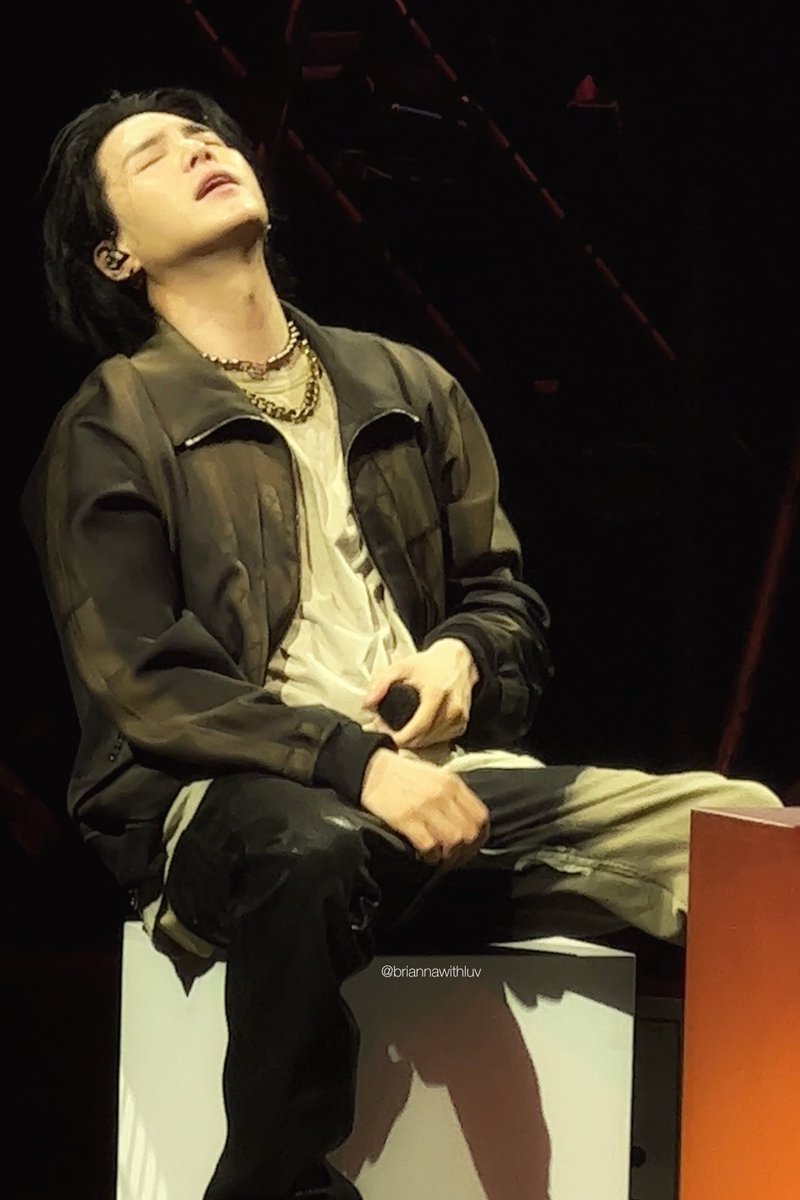 briannawithluv's tweet photo. mr stark i don’t feel so good 😵‍💫

#SUGA_AgustD_Tour_NYC_D2 https://t.co/ydi2DLUfDX