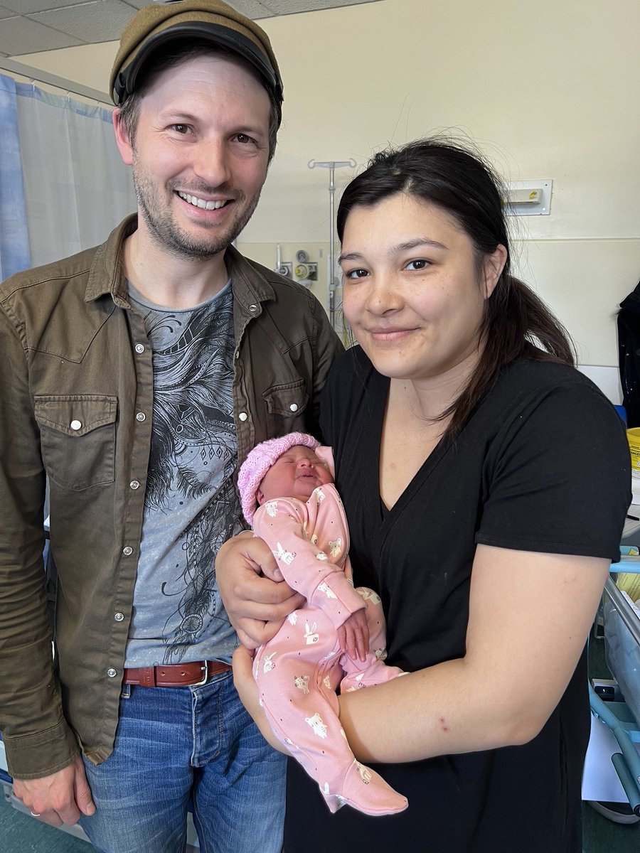 The Delivery Suite in Scarborough has welcomed its first births recorded on the new <a href="/BadgerNetUK/">BadgerNet</a> software 🦡

Our Trust is now fully digital for births... not that Finlay (pictured with his Dad) and Cassia (shown with her parents) will be aware. Welcome to the world! 👶