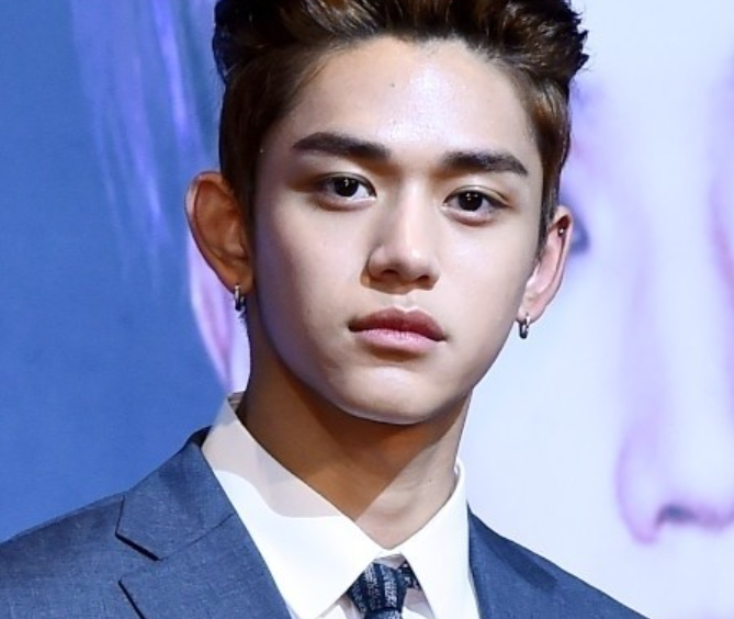 dailynaver's tweet photo. [BREAKING] Lucas decides to leave NCT after 2 years of "silence" over "gaslighting" and "scam date" scandals to focus on his "solo" schedules
 
https://t.co/QtxLLzEIge https://t.co/qdoxjTqC98