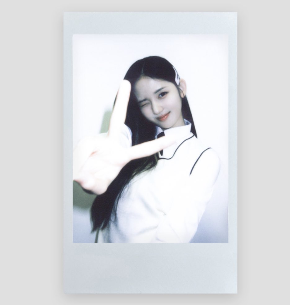 cosmothegate's tweet photo. #LetKREPerform #KrystalEyes_Deserves_Respect #크리스탈아이즈_공연하게_하라_무대에서 #KRE존경받을만합니다

May 9th, 2023
— Let’s support and stream KRE’s new album <aesthetic> and mv’s!

#tripleS #May2023 #KRystalEyes #KRE #aesthetic #SeoYeonYoon #JiwooLee #ChaeYeonKim #SooMinKim https://t.co/DJgJWyRMhj