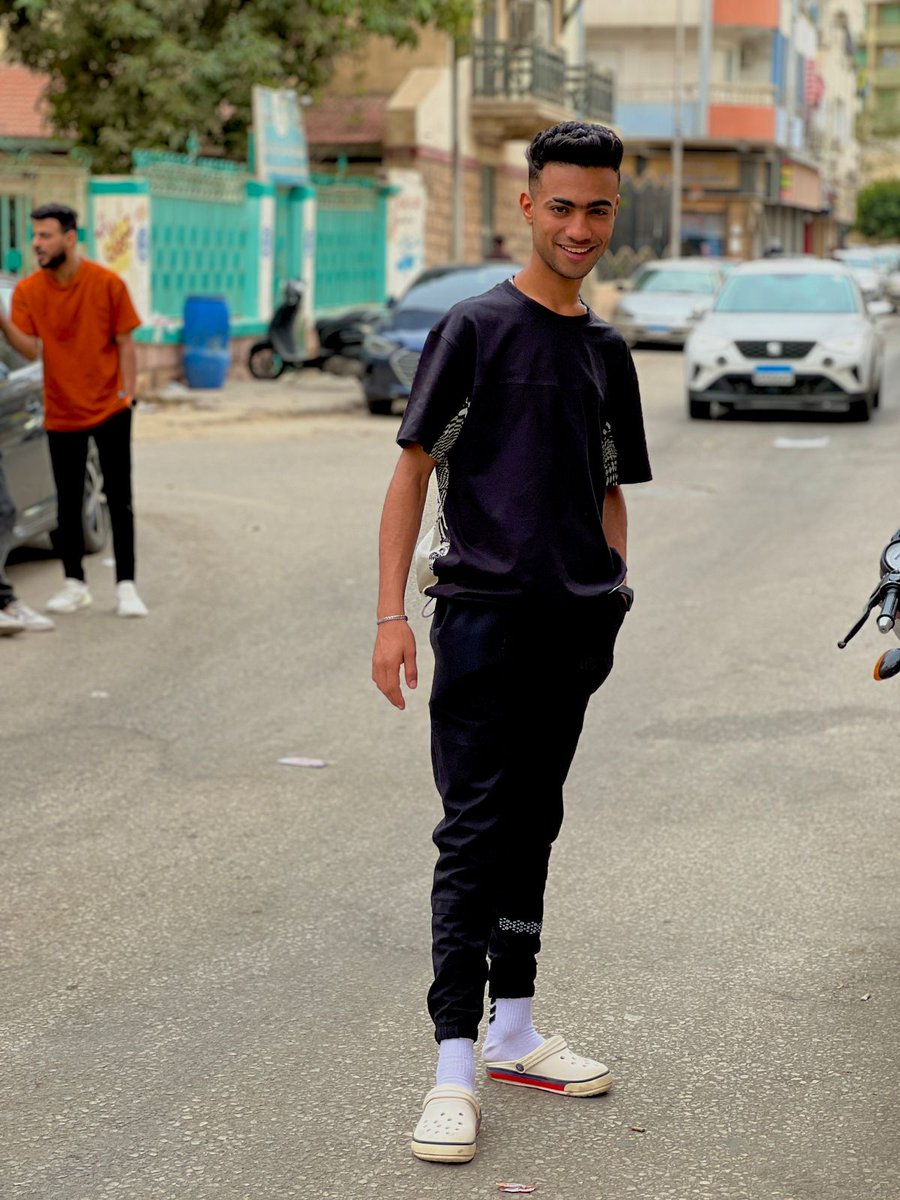 اللهم لا حاجه ولا احتياج الا لك 🤍