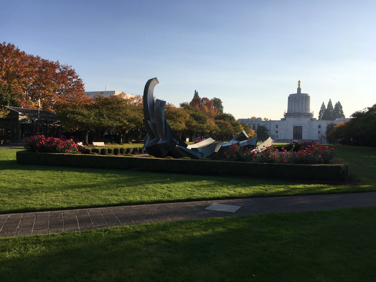 How you define a word can make a big difference. In this guest column, <a href="/AdamDavisOHm/">adam davis</a> looks at the effects of two different types of "culture" in #orleg. #arts 
theoregonway.substack.com/p/a-defining-d…