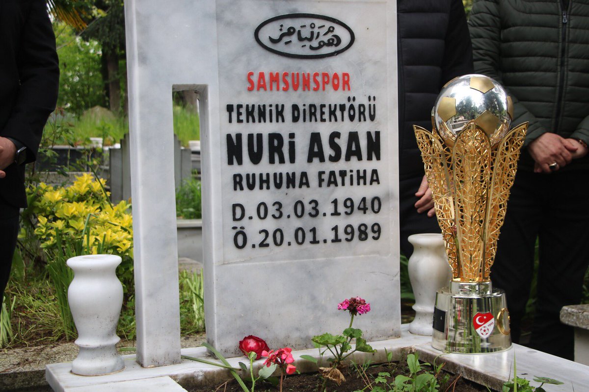 Samsunspor amcama şampiyonluk kupasını götürmüş 😢