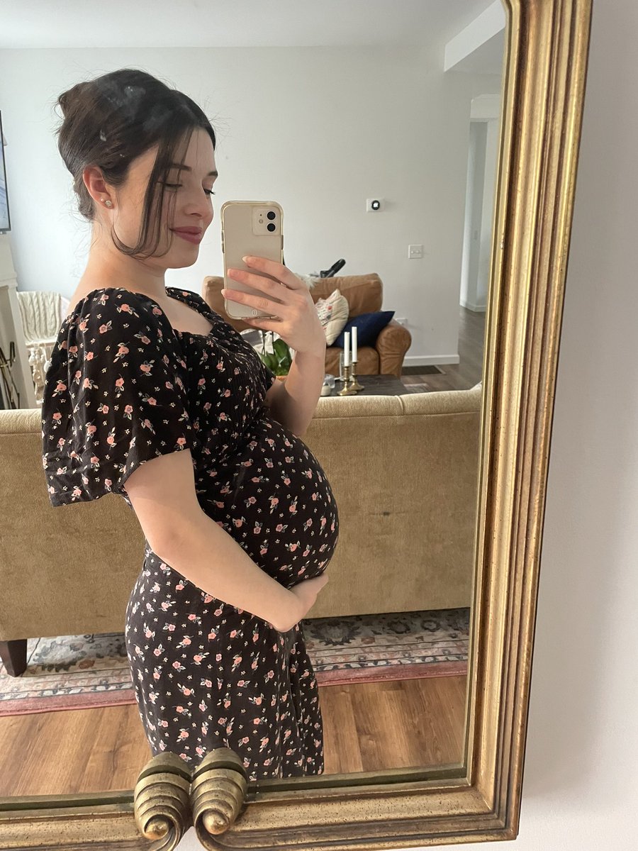 oh hey strangers 🤍just checking in, still cookin 👩🏻‍🍳