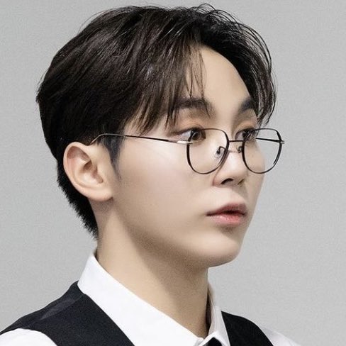 hrlykwan's tweet photo. #SEUNGKWAN #승관 #세븐틴 #SEVENTEEN https://t.co/Q645mU2Mjz