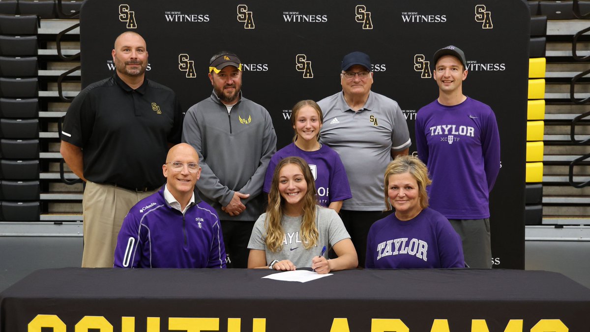SATrackField's tweet photo. We celebrated two of our athletes signing with Taylor University earlier this week. Congrats to Brooklyn Bixler and Adrienne McKean. https://t.co/GriM28ELOY