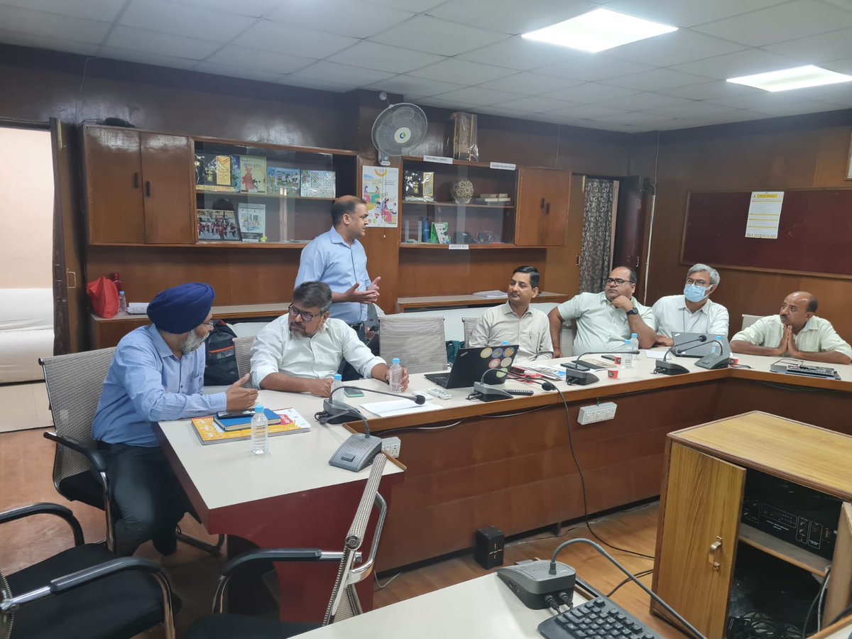 Mooving towards milestone to scale Early Warning System to prevent school dropout. Great interactive meeting with DG-Samagra Siksha Abhiyan and Unicef at Lucknow. 
#QuestAlliance
#EarlyWarningSystem
#UnicefIndia
#SchoolEducation
#DropoutPrevention
#ImpactatScale