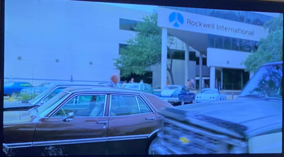 AAS_Altar's tweet photo. Apparently, my old home was a location for a TV shoot. It was "Love &amp; Death." I was hoping for "The Leftovers." https://t.co/TP8oYsuxeM