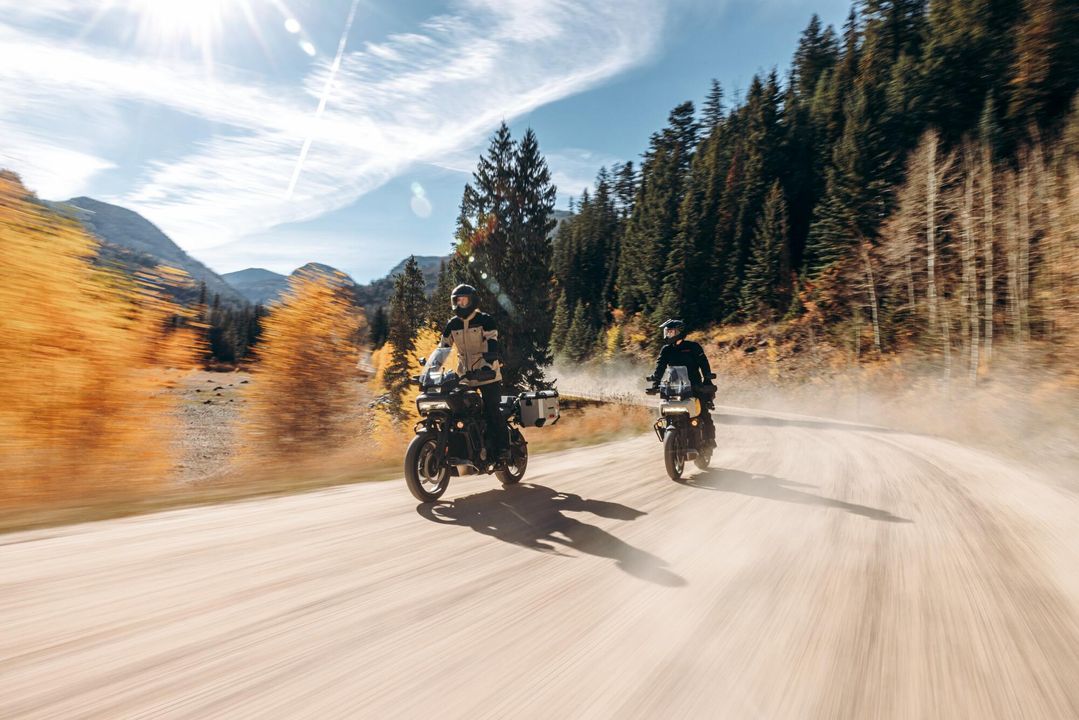 House_of_Flames's tweet photo. 💥 Pan America Offroad-Abenteuer am 28. Mai 💥
Stürzt Euch in die Welt des Geländefahrens und erlebt die Performance der Pan America unter Anleitung eines professionellen Instruktors in einer speziellen Offroad-Location. 💪🔥

ℹ Mehr Infos und Buchung: https://t.co/1T4uJctePw https://t.co/hpU01du1lc