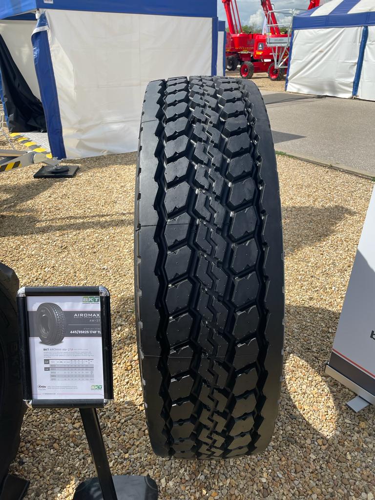 PlantPlanetUK's tweet image. Keeping your business moving 🛞

Don't miss Kirkby Tyres on stand 302A today and tomorrow at Vertikal Days ! The UK's most extensive distribution of trucks, Wheels, Earthmover and more! 🛞🚧 

#tyres #expo #vertikal #construction #machinery