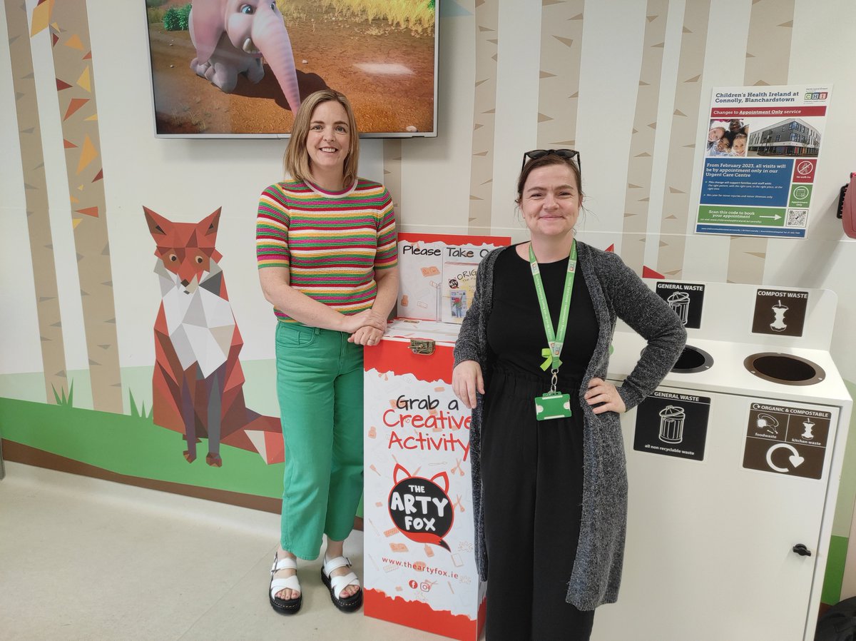 Recently our Arts in Health team worked with artist Feena McBride to install the Arty Fox Activity stations in CHI at Connolly & CHI at Tallaght 👏 This activity encourages our young patients & their family members to read together and to have a creative art experience🤩