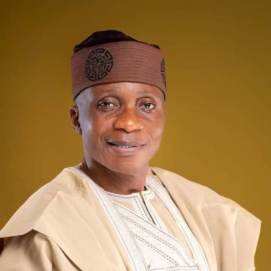 Spotlight_Abby's tweet photo. Chief Sola Ebiseni Esq, the Secretary-General of Afenifere, is one of my favourite Yoruba men in the world because of his unalloyed principles and support for Peter Obi! 

I didn't even know he's part of Peter Obi's Legal Team until today!

Omg. Scriminggggggggg! 💥💥💥

Videos👇🏾 https://t.co/FJZxmXSmtQ