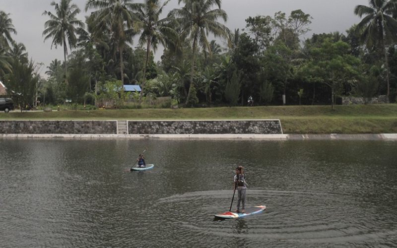 Harian_Jogja's tweet photo. Sleman Pasang Strategi Meraup Lebih Banyak Wisatawan Tahun Ini #beritajogja #jogja #jogjaistimewa https://t.co/hG9MznHPSH https://t.co/HlPgEuKOka