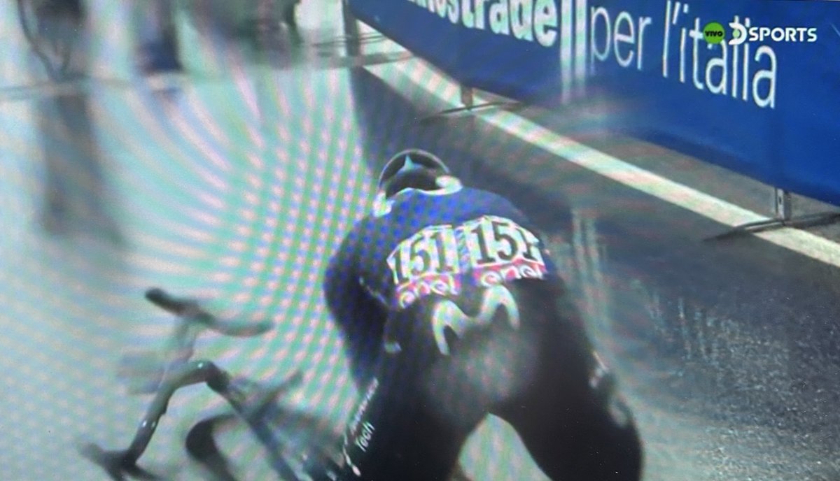 Mundo Ciclístico on Twitter "Giro 🚴🏻‍♂️💗😢🇨🇴💥 Fernando Gaviria