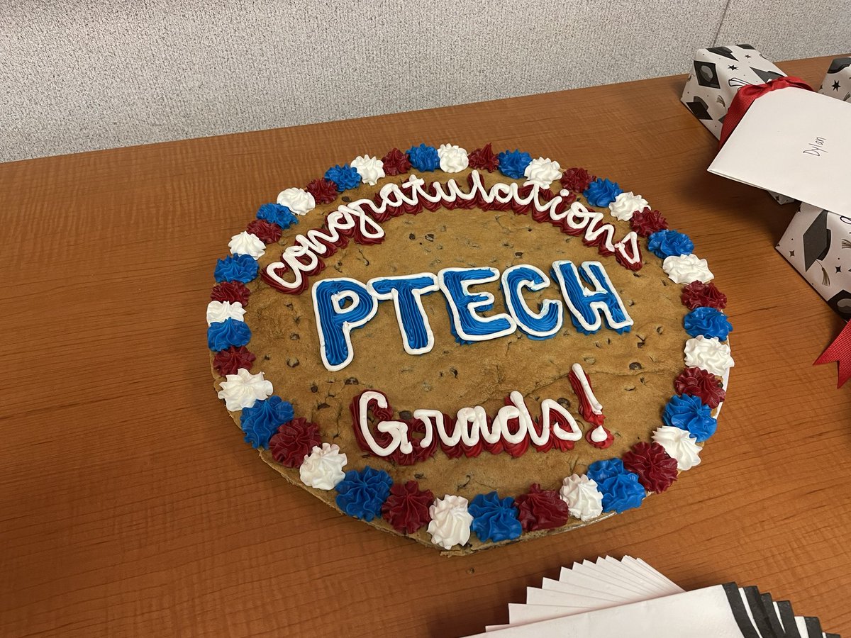 Ready to celebrate some very special grads🎓<a href="/RISD_CTE/">RISD CTE</a>