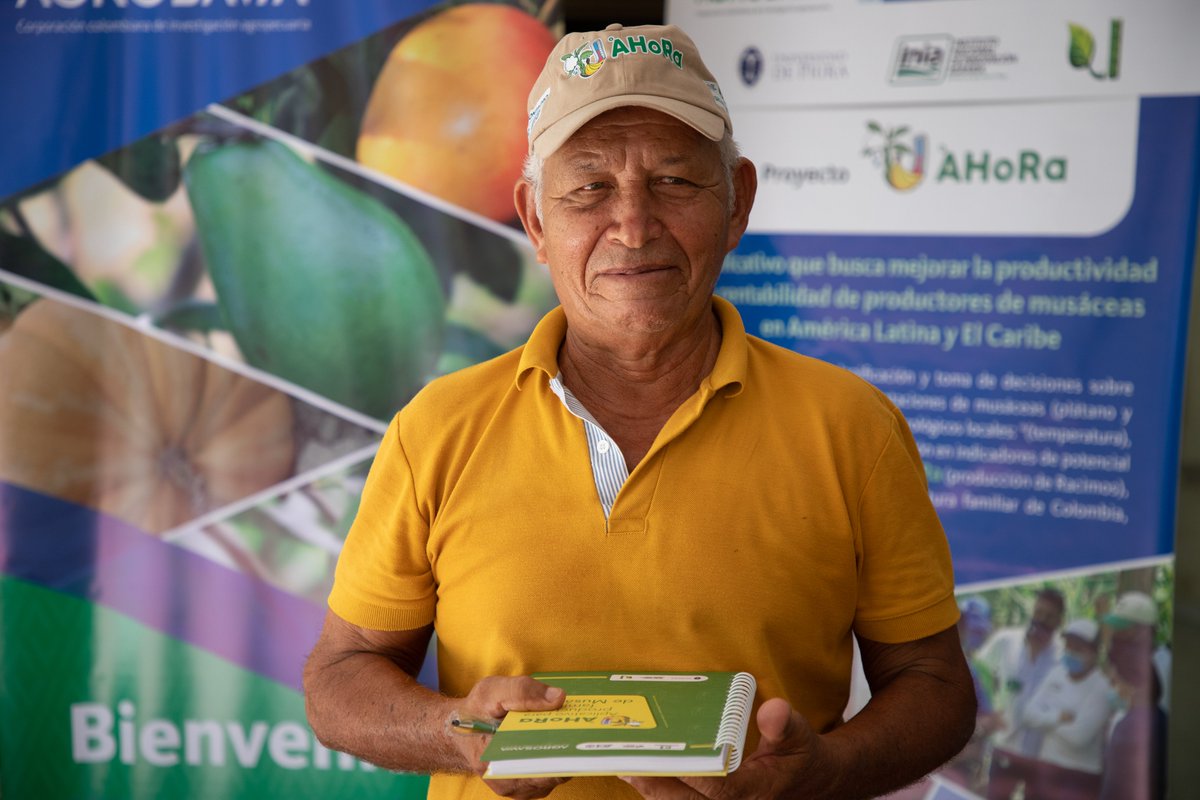 AHoRa_MusApp's tweet photo. Productores y asistentes técnicos capacitados en la versión Pro de la App °AHoRa @SomosAGROSAVIA @FontagroLAC @INIAPeru @UDEP @IDIAF_RD https://t.co/Ov0l45iKiQ