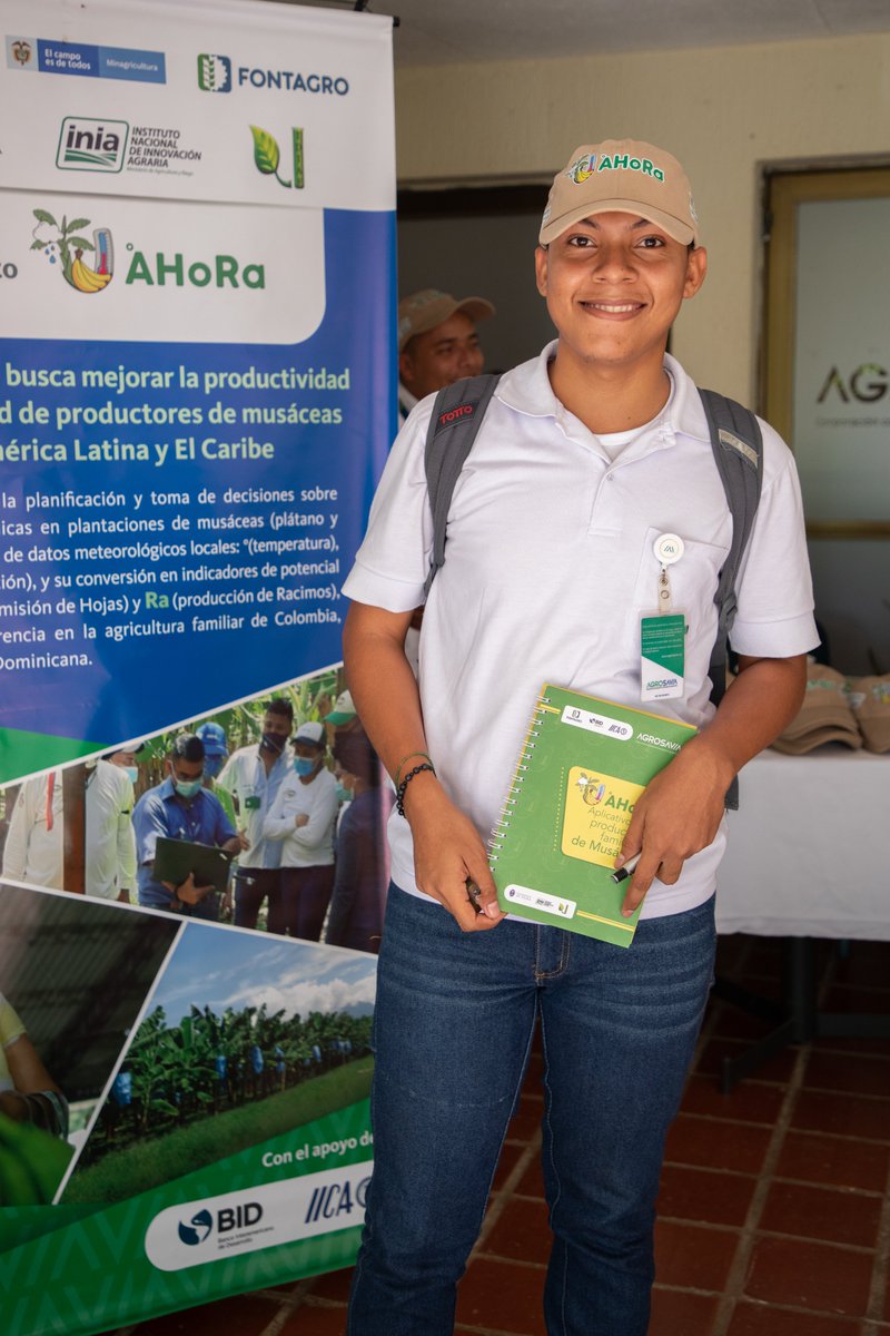 AHoRa_MusApp's tweet photo. Productores y asistentes técnicos capacitados en la versión Pro de la App °AHoRa @SomosAGROSAVIA @FontagroLAC @INIAPeru @UDEP @IDIAF_RD https://t.co/Ov0l45iKiQ