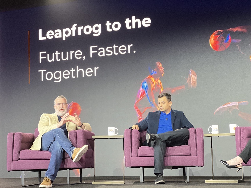 ltm_ofcl's tweet photo. It's The Art AND Science behind a successful implementation journey! #LTIMindtree’s Jim Davidson &amp; Amit Unde took the audience for an insightful deep dive during today’s #DuckCreek #Formation23 main stage session. Let's keep the conversation going: 👉 https://t.co/YwETBDylZa https://t.co/Y0kyxOLnT2
