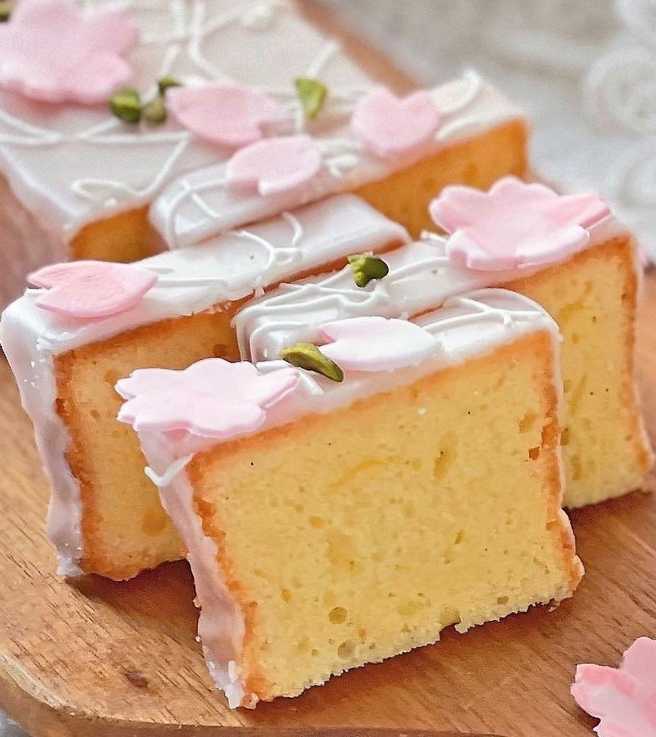 daily_dolce's tweet photo. Lemon pound cake made by dori.chan.pipo https://t.co/YgUpjEvqXp