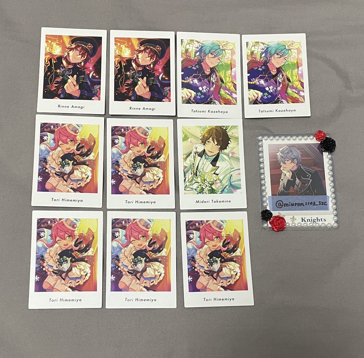 miuron1103_ssc's tweet photo. 【交換】あんスタ shuffle ぱしゃっつ

【求】泉＞藍良

【譲】燐音 巽 翠 桃李

☆燐音は泉との交換のみ
☆郵送希望です

検索からでもお気軽に���声掛け下さい🍀 https://t.co/hOnli7wcvV