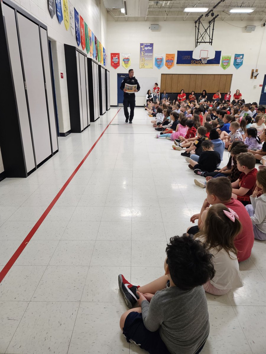 Mrs. Scolire tweet media