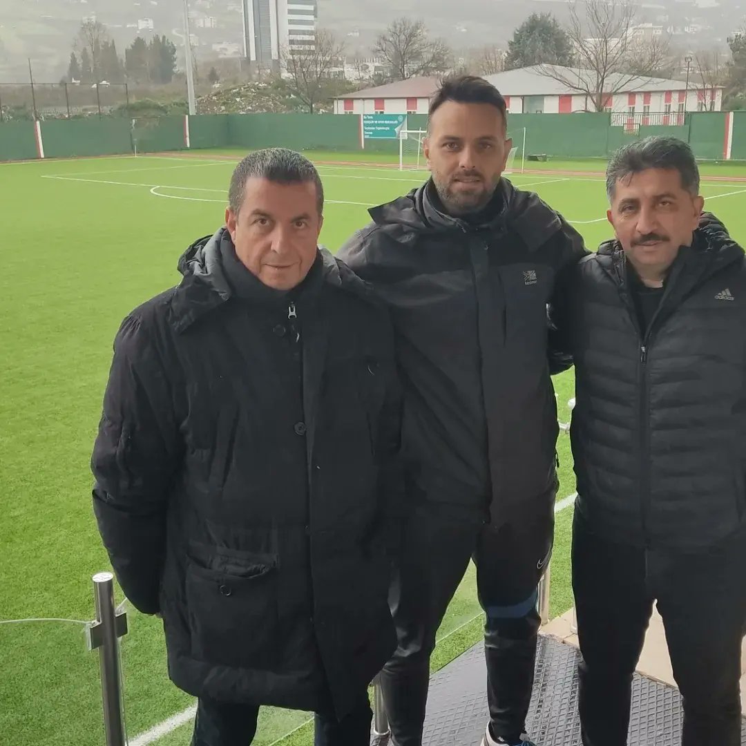 BİR ÇİÇEKLE BAHAR OLMAZ AMA HER BAHAR BİR ÇİÇEKLE BAŞLAR motivasyonuyla başladığımız Sezonda Yendik, yenildik, beraber sevindik, beraber uzüldük, düştük, kalktık, kendimizden ödün vermedik, çok şehir gördük, çok güzel insanlar tanıdık, Bağcılar'ı en iyi şekilde temsil ettik.