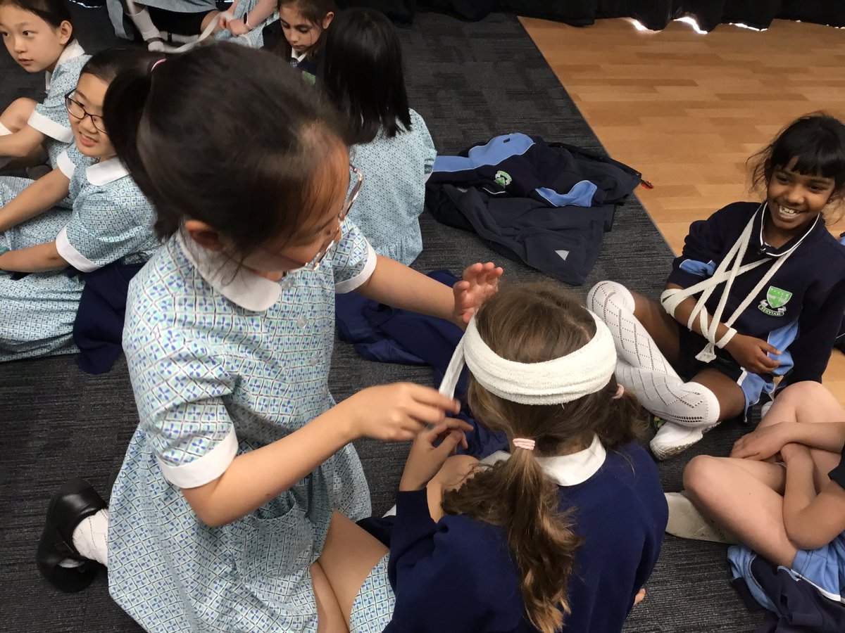 UrsulineYear4's tweet photo. #UrsulineYear3 and #UrsulineYear4 had a great time learning first aid skills with help from Seb #FlatStanFirstAid. A massive thank you to Seb for delivering this amazing workshop at #UrsulinePreparatory today! #UrsulinePSHE https://t.co/aJcIcCMJfl