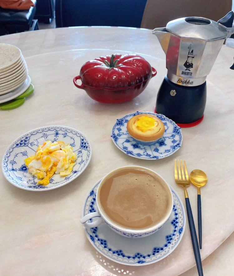 Anne7342's tweet photo. How much you can eat if I make you breakfast like this🍳☕️ https://t.co/gRabMa4Rd2