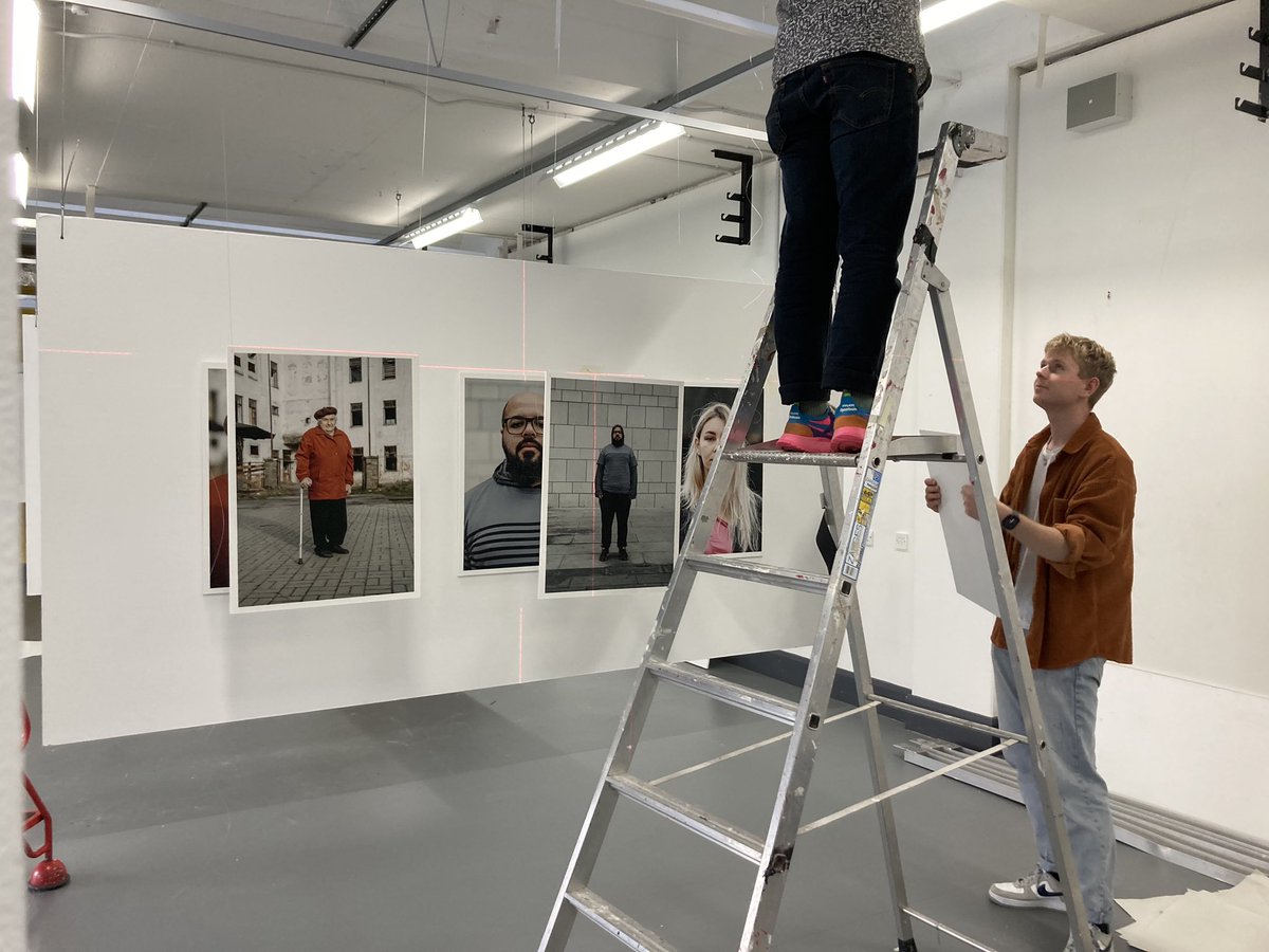 Now it’s the turn of our third years preparing for the submission of their FMP &amp; degree show exhibition <a href="/SolentUni/">Southampton Solent University</a> 📷 🔨 🖼️ ❤️