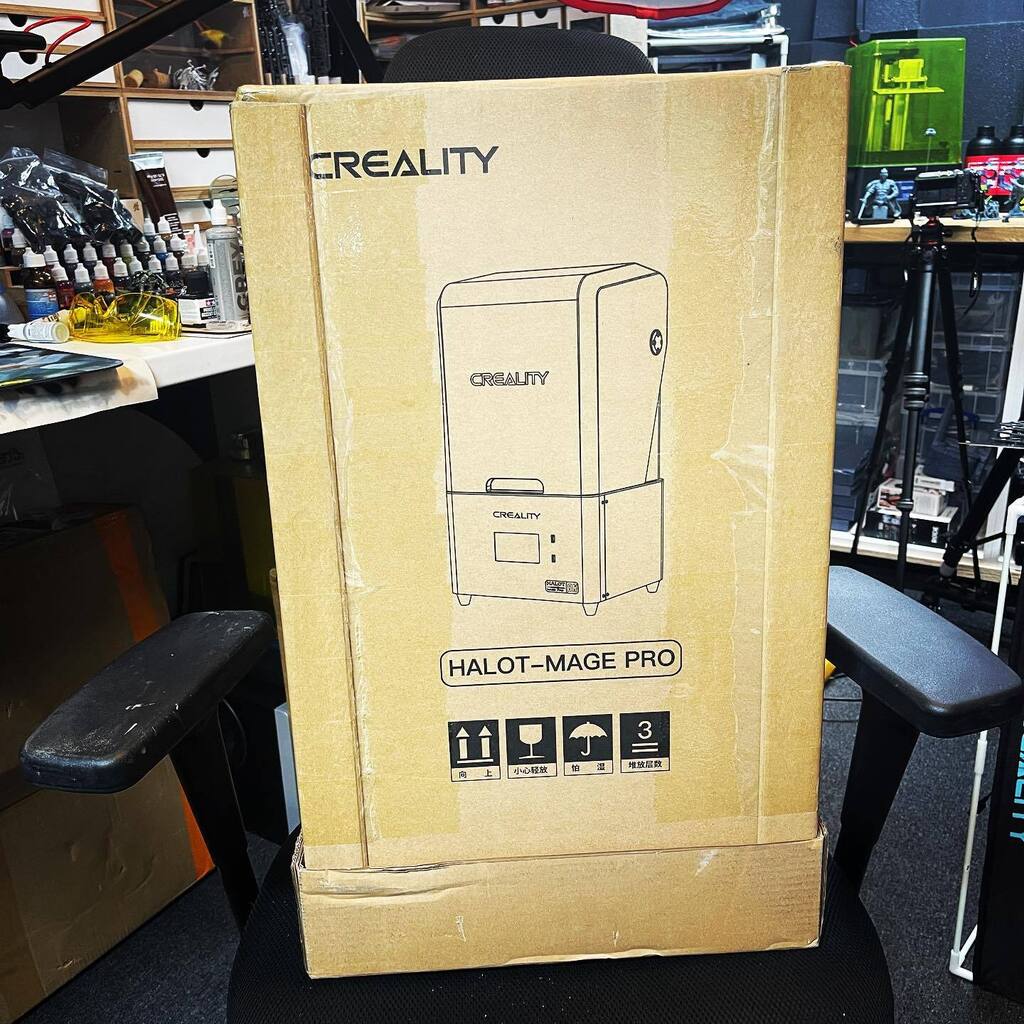 It’s new #3DPrinter Day!!! Thanks @crealityofficial This is nice and can’t wait to have a play this evening!!!

@creality3d #3dprintandpaint #3dprinting #3dprintingpen #miniprinting #miniatures #3dprinted #3dprintedmodels