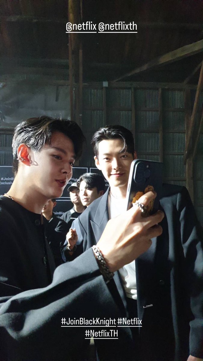 Saint with #KimWooBin in #JoinBlackKnight Netflix event .

— #Saint_sup #MingEr #blackknight  #BlackKnightNetflix