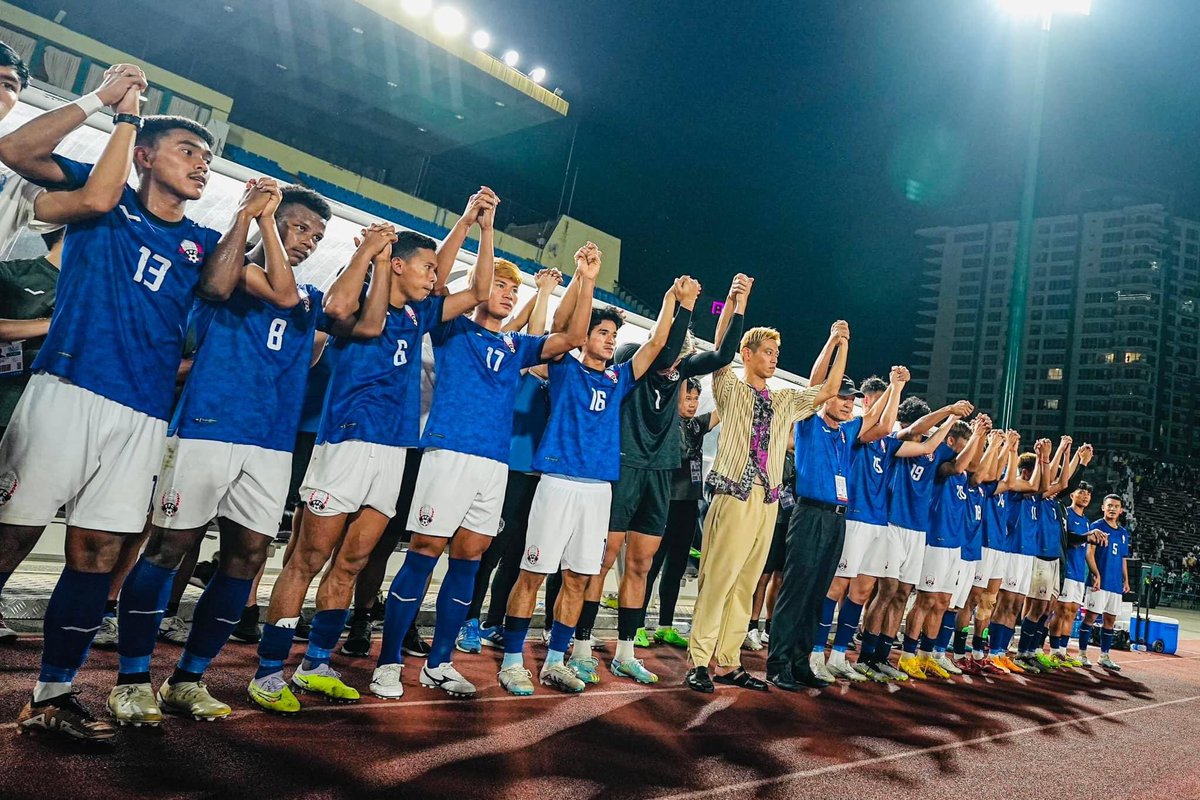 Chhengniem's tweet image. #Cambodia U22 football team, the host of #SEAGames2023, is out of the tournament. Today loss to Indonesia is also the last game for former AC Milan midfielder #Keisuke #Honda as the manager. We wish you all the best Honda. Photo FFC