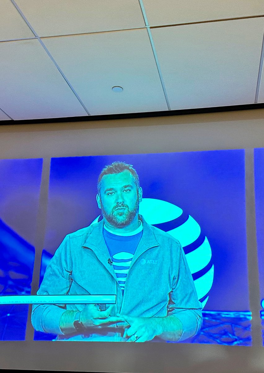 JenniferCurry15's tweet photo. @The_Coontz and I with our Wheeling MTS CSD Staff Associates after watching our Boss @Michael__Horner give us a serious talk in the @thengvall Townhall. It was a great day working together and aligning as one. #LifeAtAtt @mtscsd https://t.co/aMoKuqFxSN