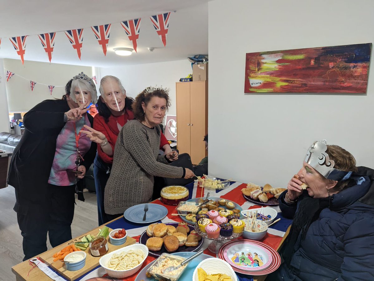 SIS_Dane_House tweet media