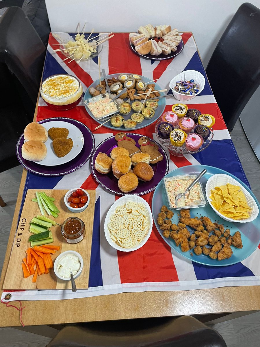 SIS_Dane_House tweet media