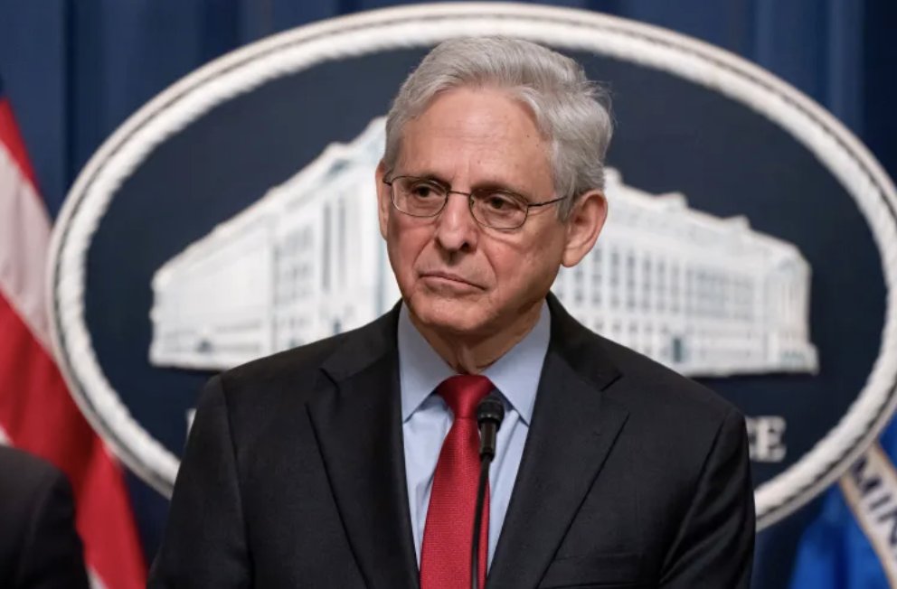 AJEnglish's tweet photo. US Attorney General Merrick Garland has authorised the first transfer of funds seized from Russian oligarchs to aid Ukraine https://t.co/qum6r9Sdbc https://t.co/K38p1atNeq