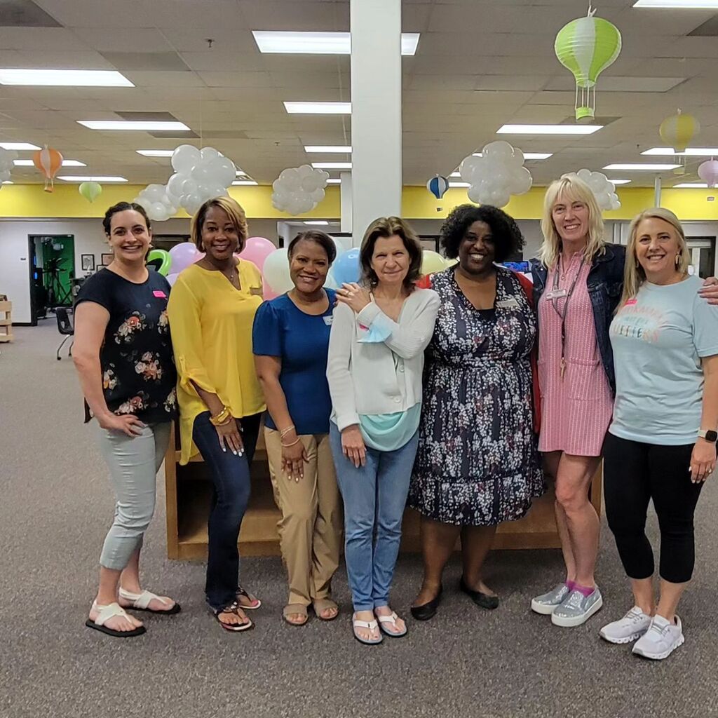 Gwin Oaks Reads tweet media