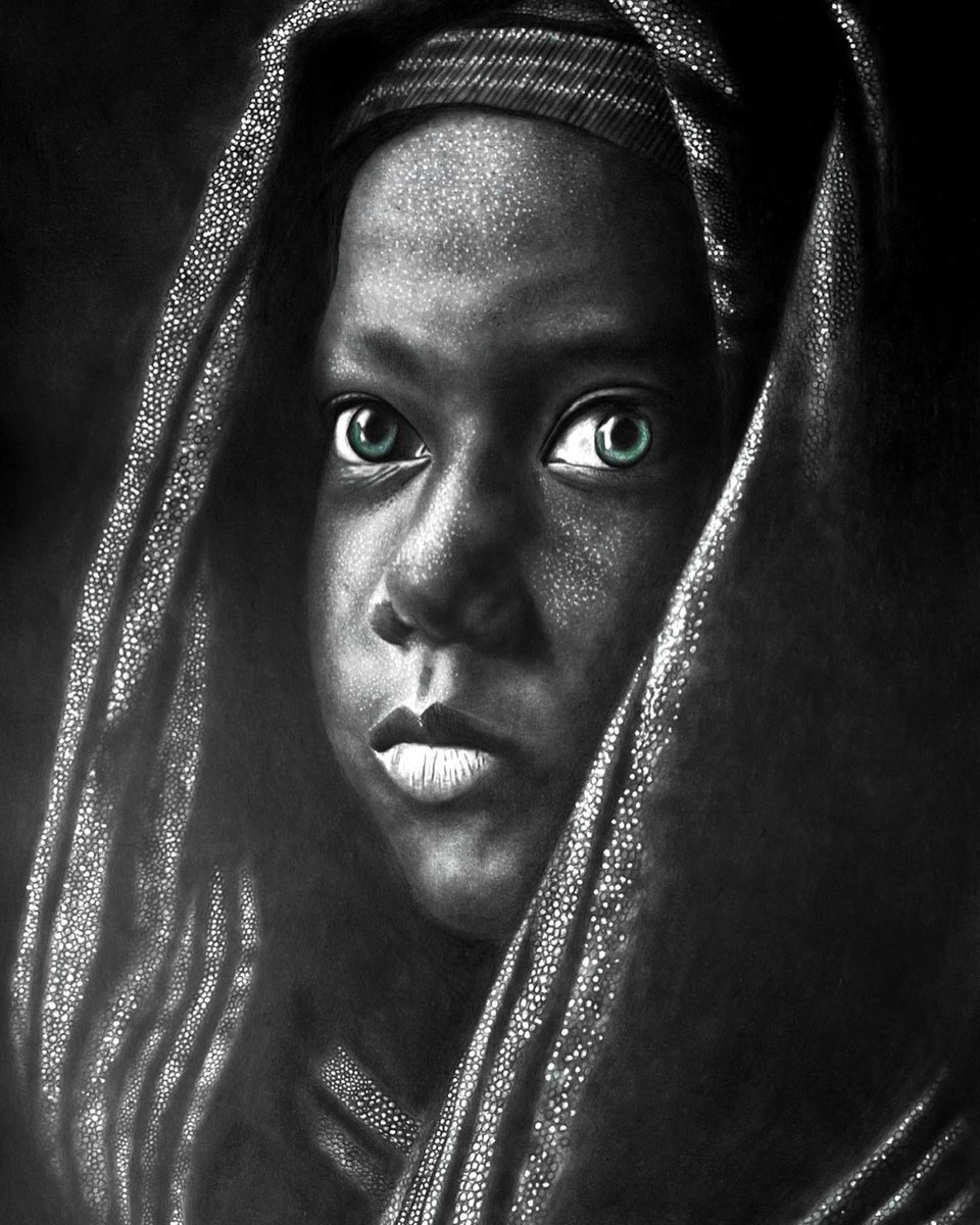artineastanglia's tweet photo. Emerging artist Frederico Ramos  creates mesmerising and evocative portraits in #pencil 
A collection of his exceptional work is now available to view @artineastanglia Gallery #burystedmunds #onetowatch #investinart #emergingartist https://t.co/U8AwDyYeJJ